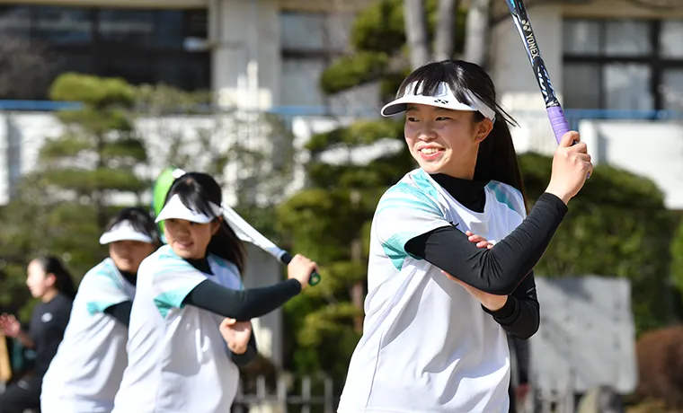 写真：ソフトテニス部